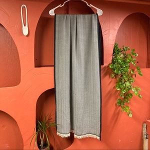 Cashmere Scarf Gray Herringbone